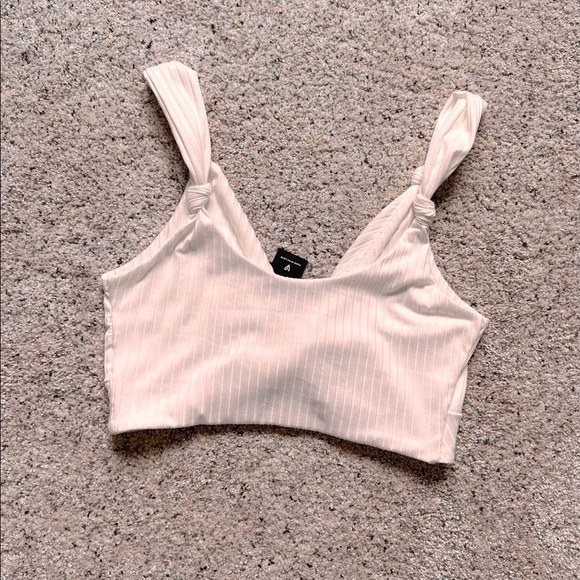 Lulu’s cropped tank top - Picture 3 of 7